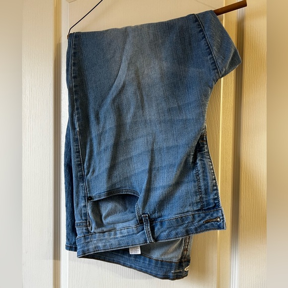 Old Navy Plus Size 24W Jeans - Picture 1 of 5